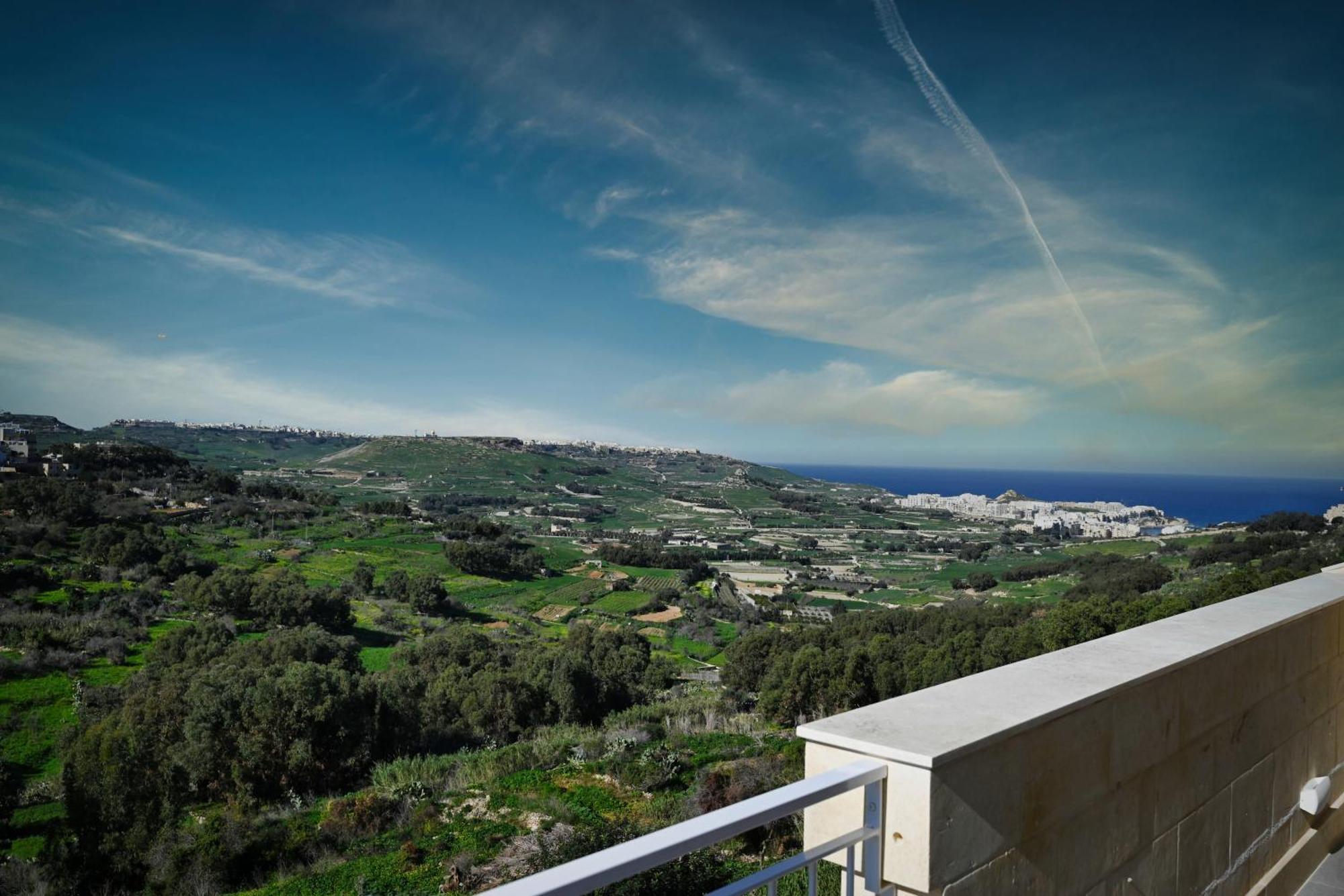 Cliff Edge Apartment In Xaghra Bagian luar foto